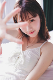 美丽的小蜜桃免费观看